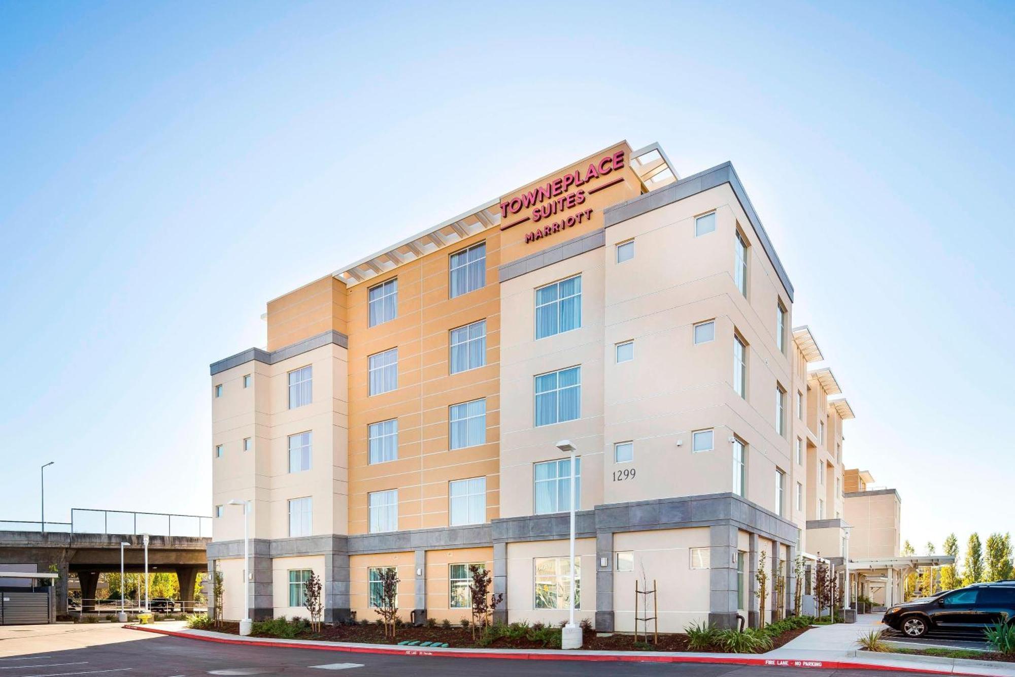 Towneplace Suites By Marriott San Mateo פוסטר סיטי מראה חיצוני תמונה